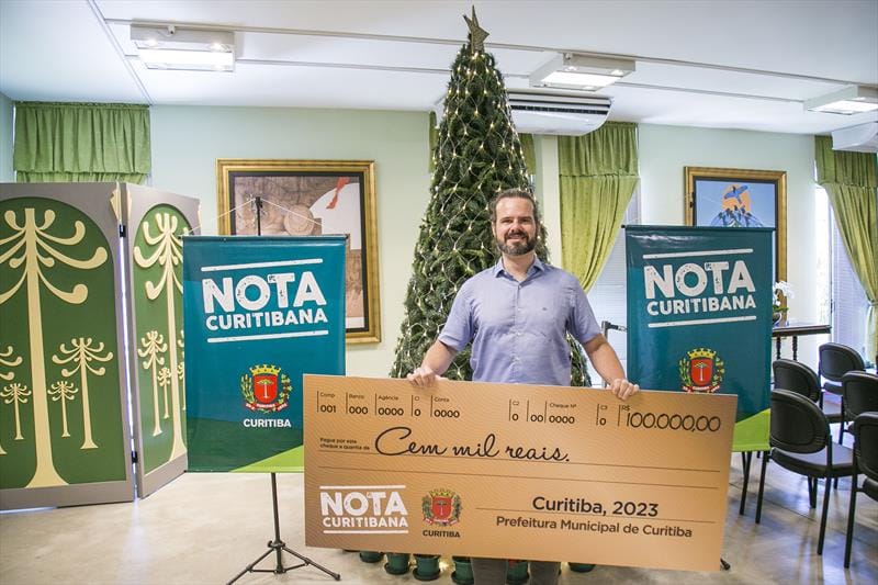 Morador do Boqueirão ganha R$ 100 Mil Reais do sorteio de Natal do Nota Curitibana