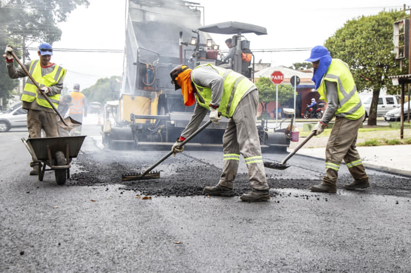 O ano começou de forma especial para moradores da Rua Frei Henrique de Coimbra, no bairro Hauer