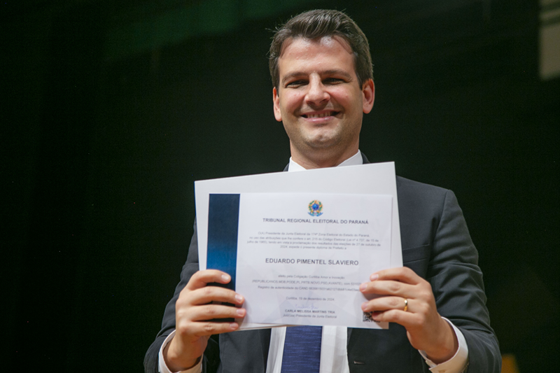 Eduardo Pimentel é diplomado Prefeito de Curitiba